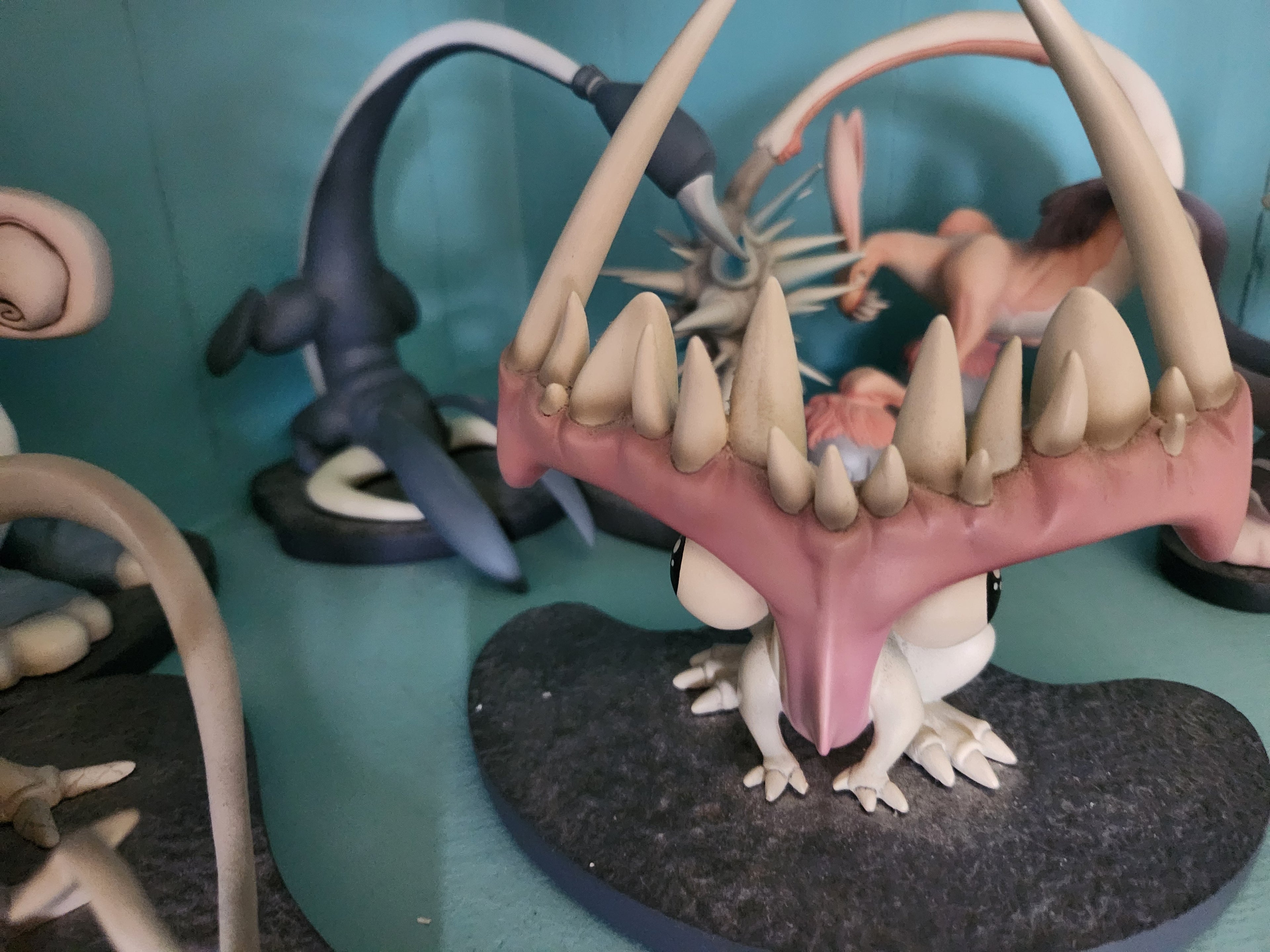 Insanely Twisted Rabbit Compete 6 Statue Set With Art  Book By Michel Gagne