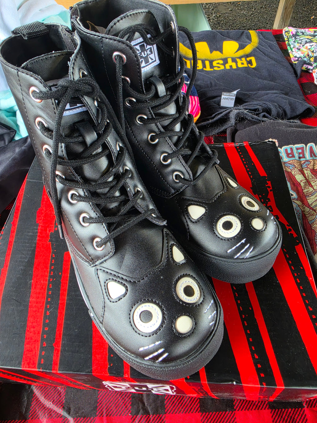 TUK Black Cat Boots Size 7